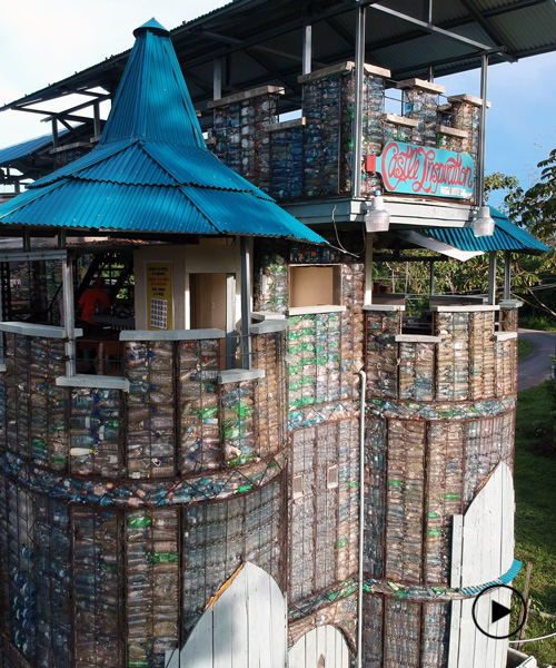 robert bezeau construye un pueblo entero con botellas de plástico en panamá