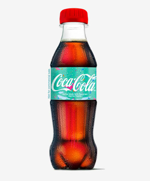coca-cola presenta sus primeras botellas hechas con desechos plásticos del océano