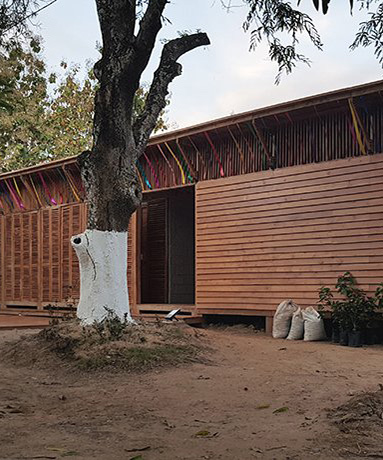 MEC arquitectura construye 'chocolab' un centro de integración pasivo y sostenible en colombia