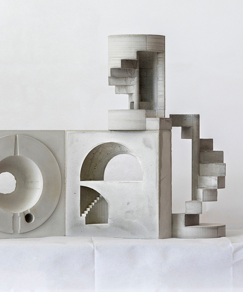 marià castelló reconfigura sus 'fragmentos de arquitectura' en posibilidades infinitas
