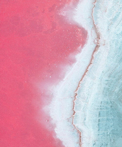 la serie de fotos de Paolo Pettigiani captura fascinantes paisajes de agua rosada en Francia