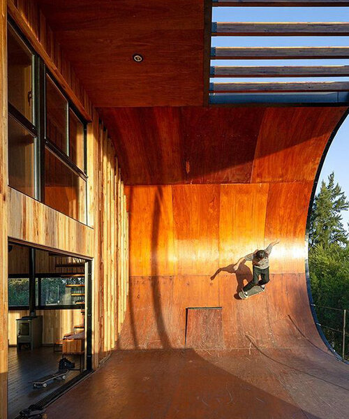 esta estructura 100% sustentable es una fusión vivienda + skate park