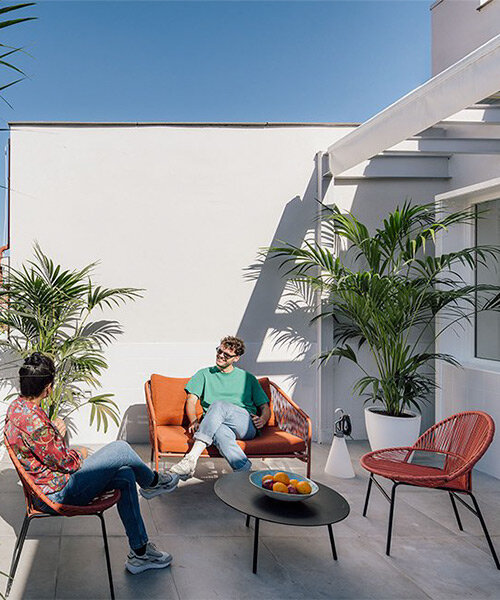 gon architects transforma una residencia unifamiliar en una vibrante casa de estudiantes en madrid