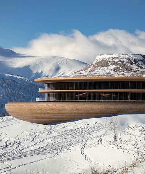 el hotel de MAKHNO studio surca los montes cárpatos como si fuera un gran navío