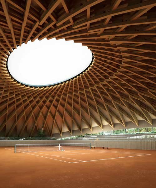 una cúpula de madera diseñada por victor ortiz cubrirá la pista de tenis más grande de brasil