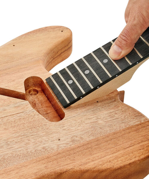 harley benton lanza nuevos kits DIY para sus guitarras eléctricas y bajos de madera