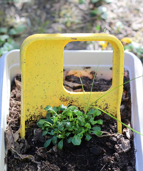 déjalo crecer: la funda compostable para iPhone que florece cuando se planta después de usarla