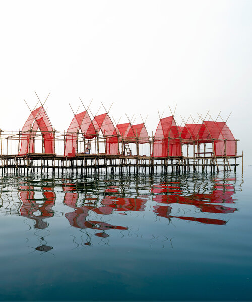 chat architects utiliza andamios de bambú para crear un pabellón de degustación de ostras en tailandia