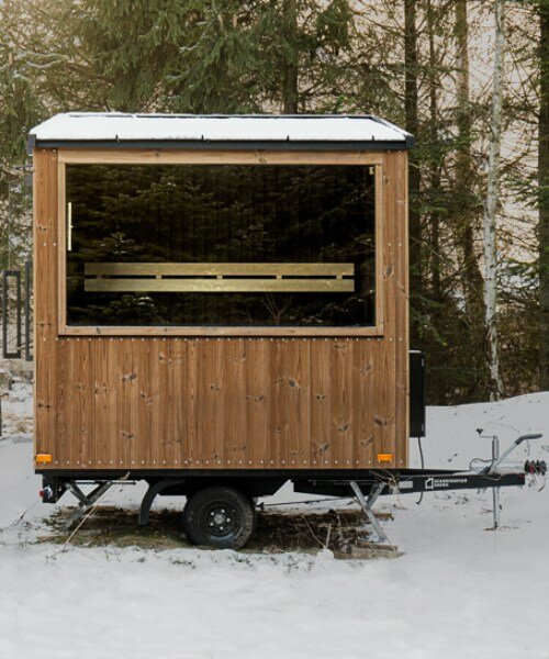 native narrative reviste la sauna móvil escandinava de cálido pino y abeto pintado de negro